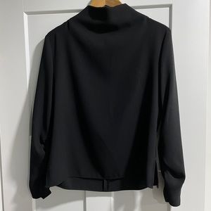 Draped sleeve top black